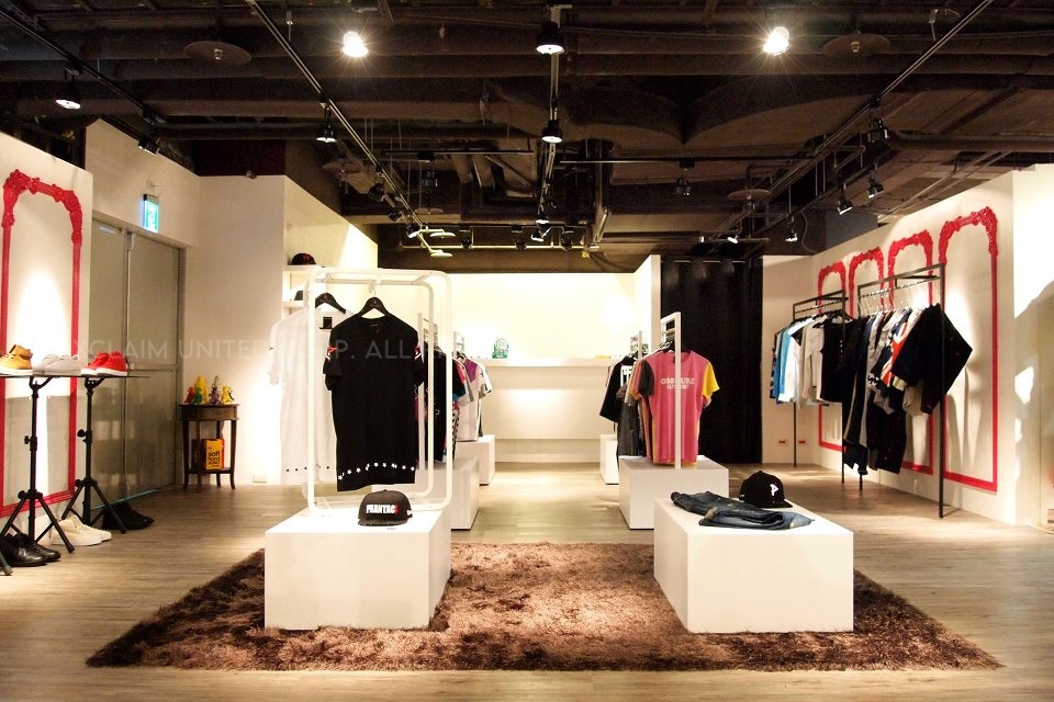 PHANTACi 誠品專櫃